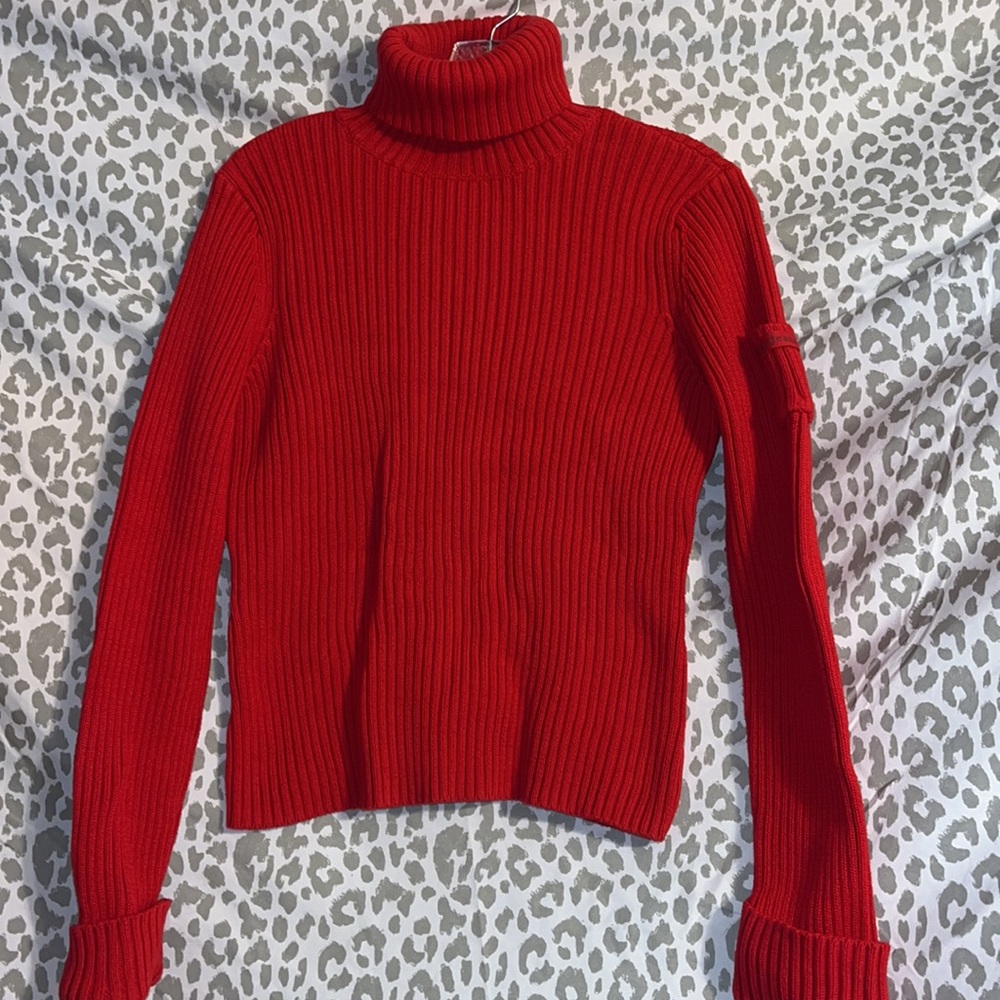 Red DKNY JEANS turtleneck ribbed sweater with arm pocket